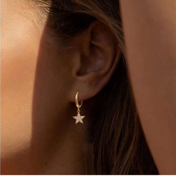 Gold 14k Gold Plated Cubic Zirconia Star Hoop Earrings - Picture 1 of 3